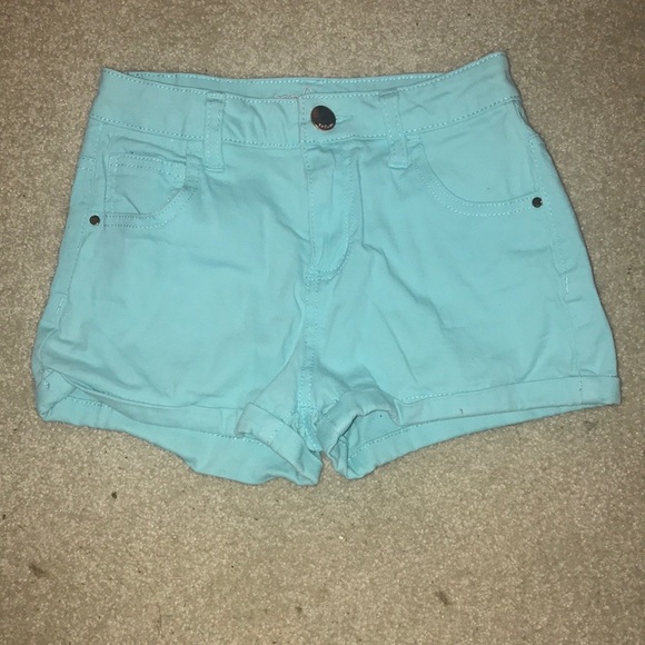 🔥Refuge Mint Shorts - 0 - Picture 1 of 2